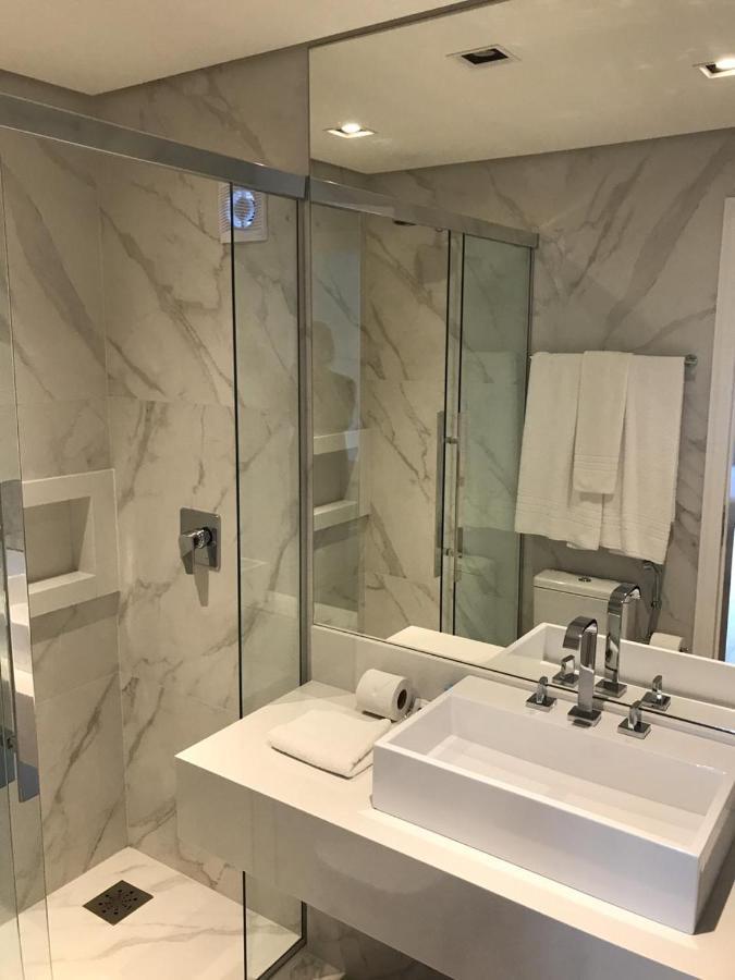 Hotel Brava -